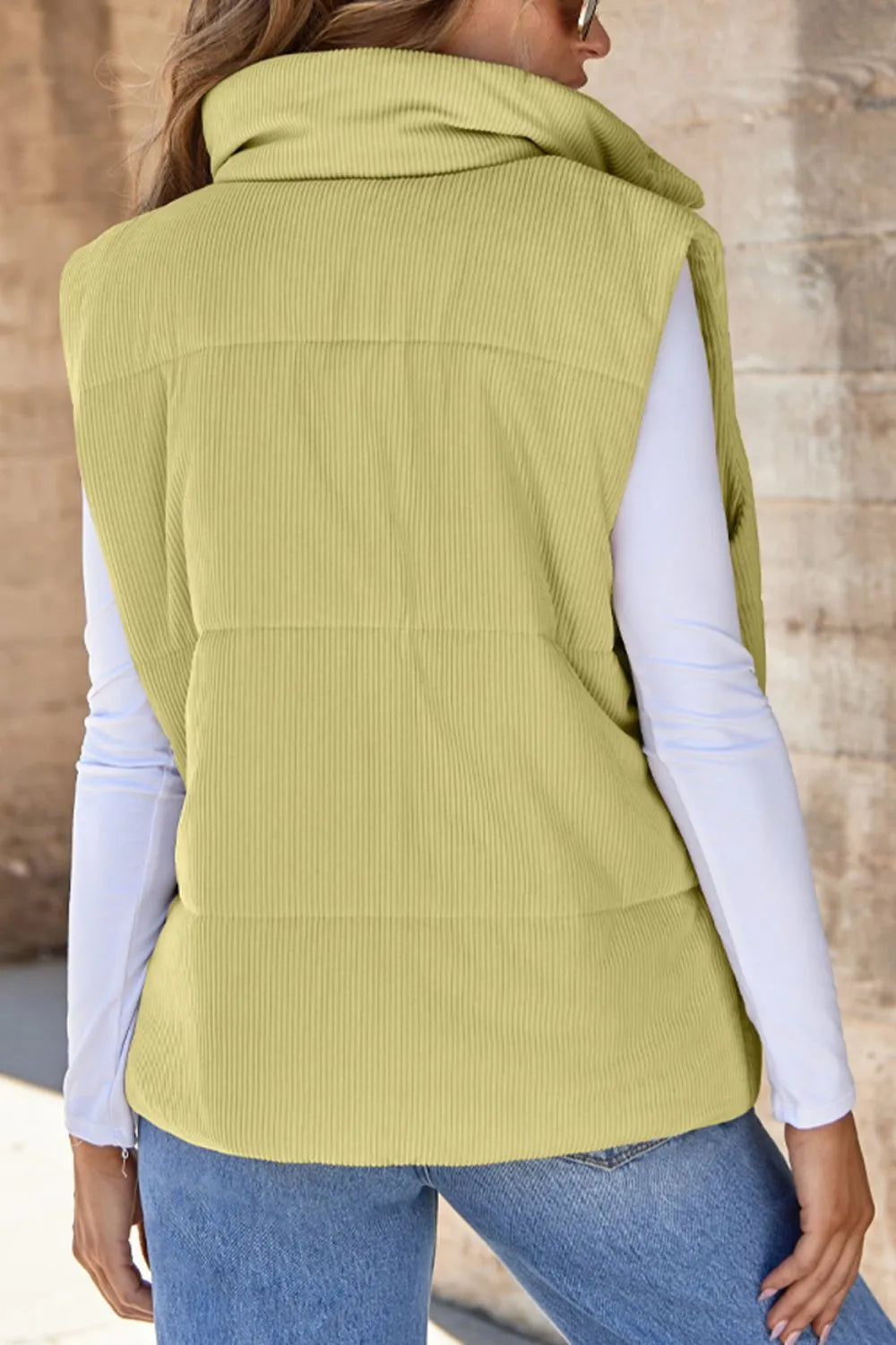 New Horizon Zip Up Turtleneck Vest Coat