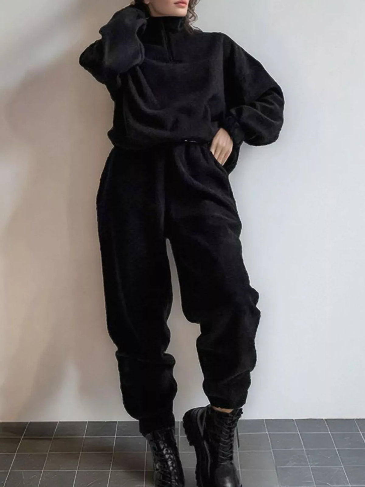Off-Duty Zip Lounge Set