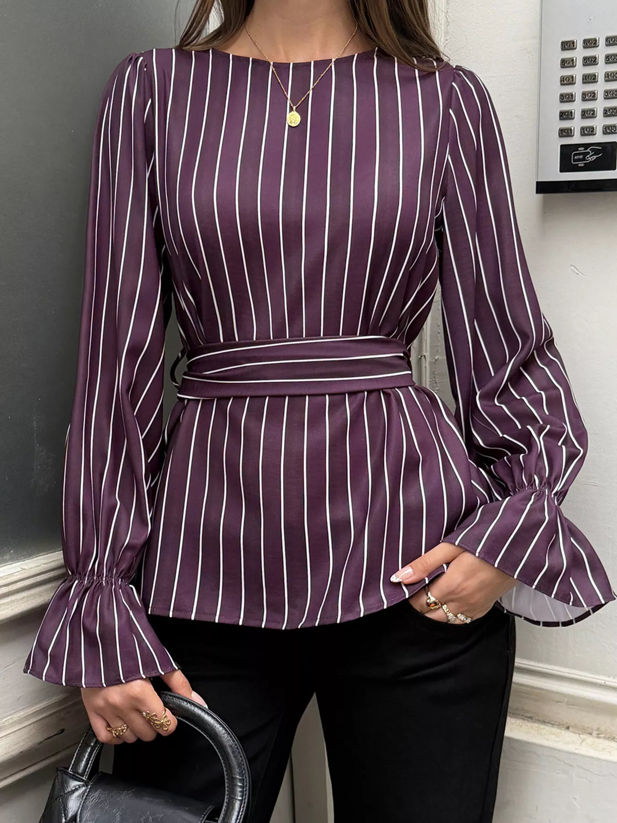 Metro Muse Striped Flounce Sleeves Blouse