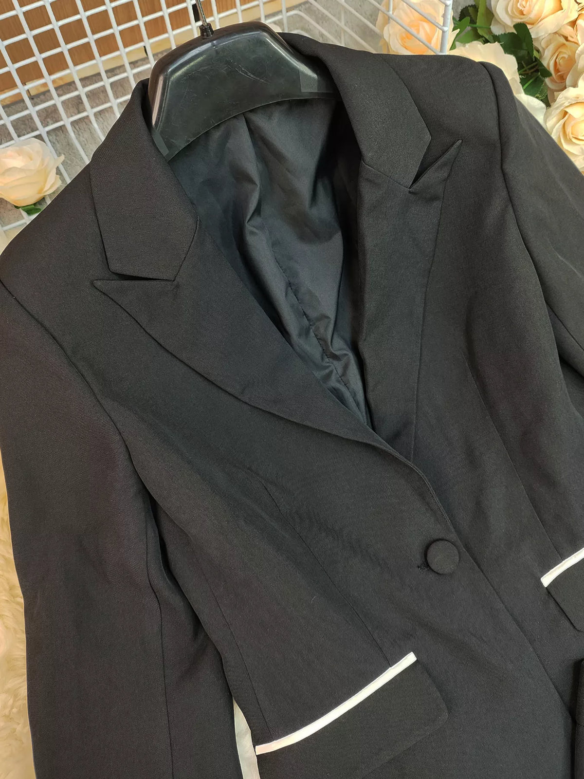 Executive Edge Contrast Suit Set