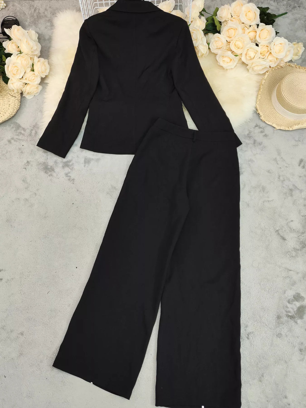 Executive Edge Contrast Suit Set