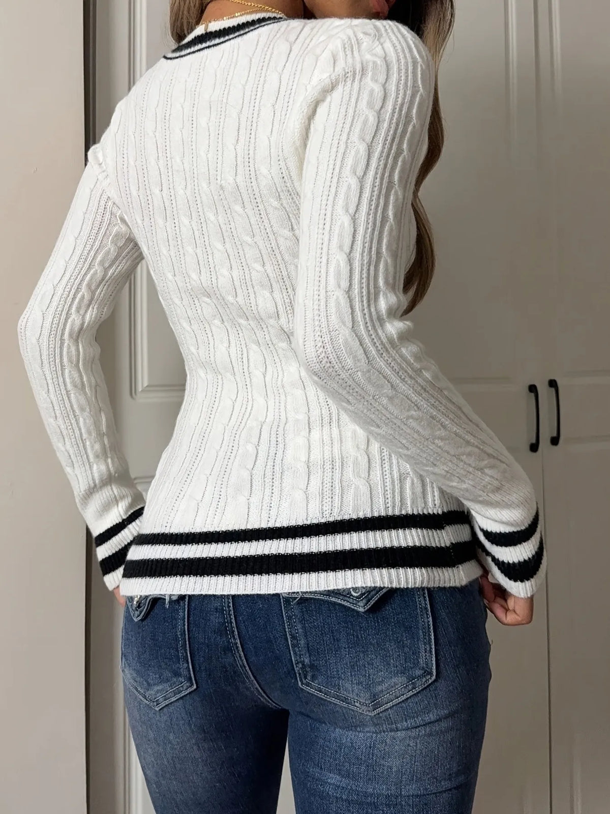 City Edit Cable Knit Long Sleeve Sweater